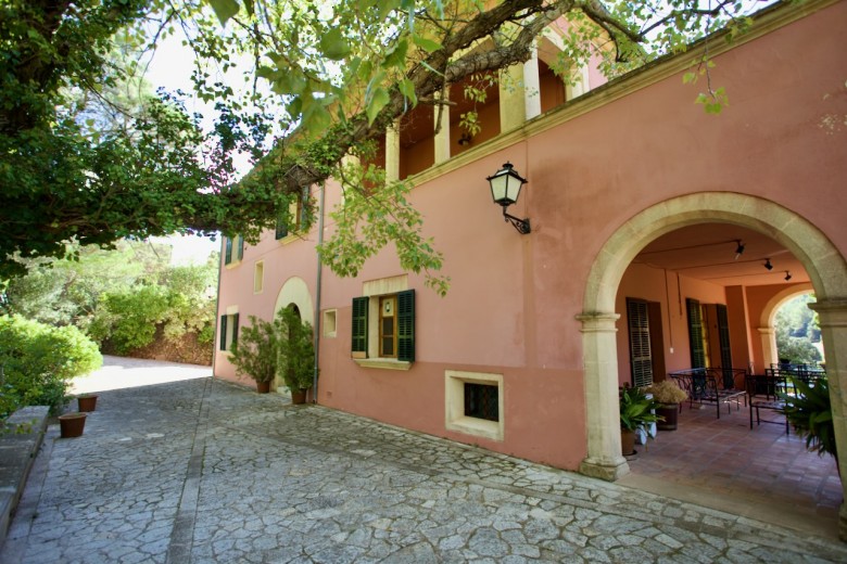 Click the photo for more details of Bunyola Estate, Bunyola, NW Mallorca