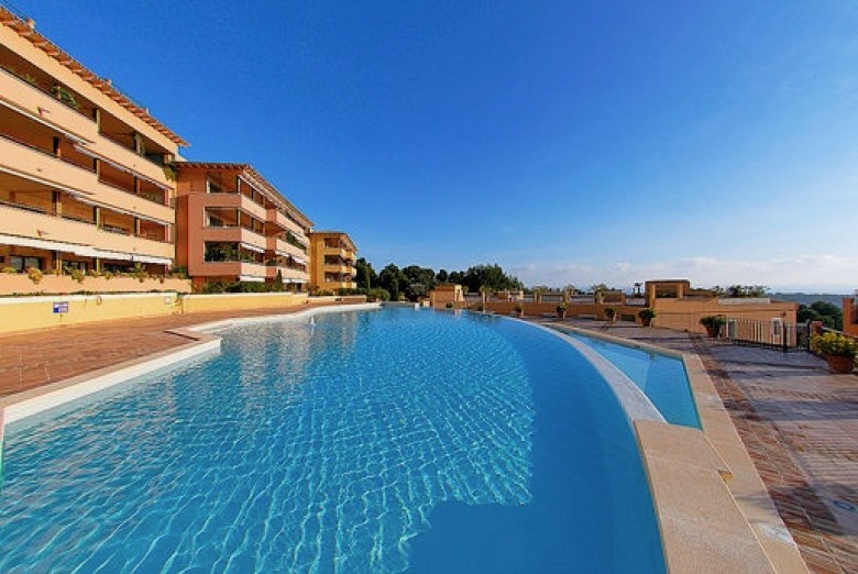 Click the photo for more details of Olinto Penthouse, Bendinat Golf, SW Mallorca