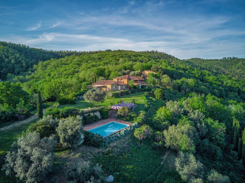 Click the photo for more details of Chianti Farmhouses, Volpaia, Chianti region, Tuscany