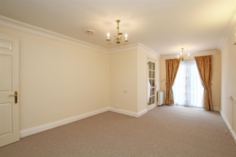 Click the photo for more details of Deanery Close, Chichester, PO19