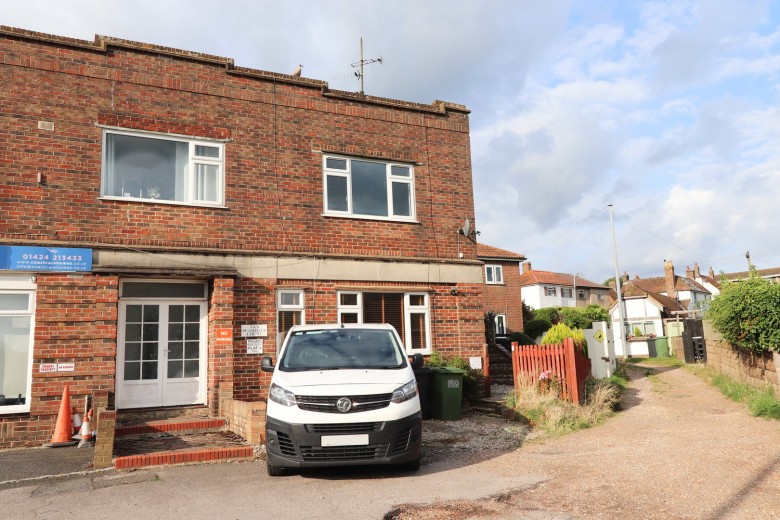 Click the photo for more details of Peartree Lane, Bexhill-on-Sea, East Sussex