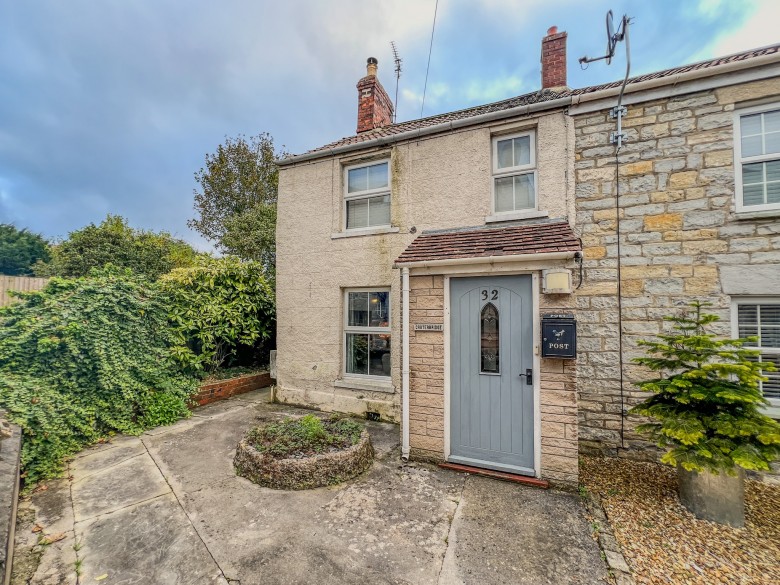 Click the photo for more details of Somerton Road, Street, Somerset