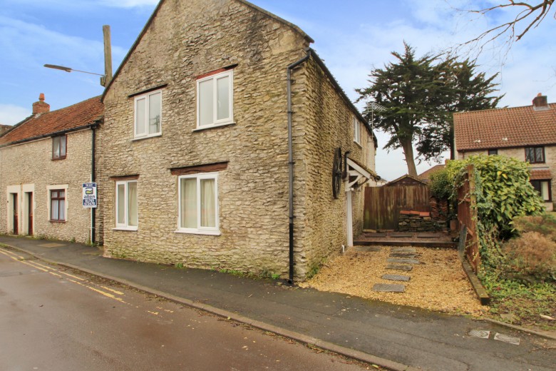 Click the photo for more details of Board Cross, Shepton Mallet, Somerset