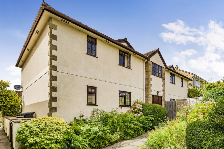 Click the photo for more details of Montague Gardens, Castle Cary, Somerset