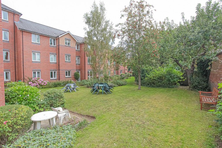 Images for Spencer Court, Britannia Road, Banbury