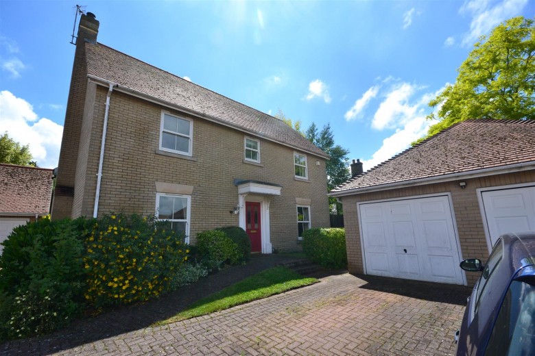 Click the photo for more details of Lion Court, Haddenham, Ely