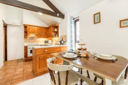 Images for Honeypot Cottage, Berehayes Farm, Whitchurch Canonicorum