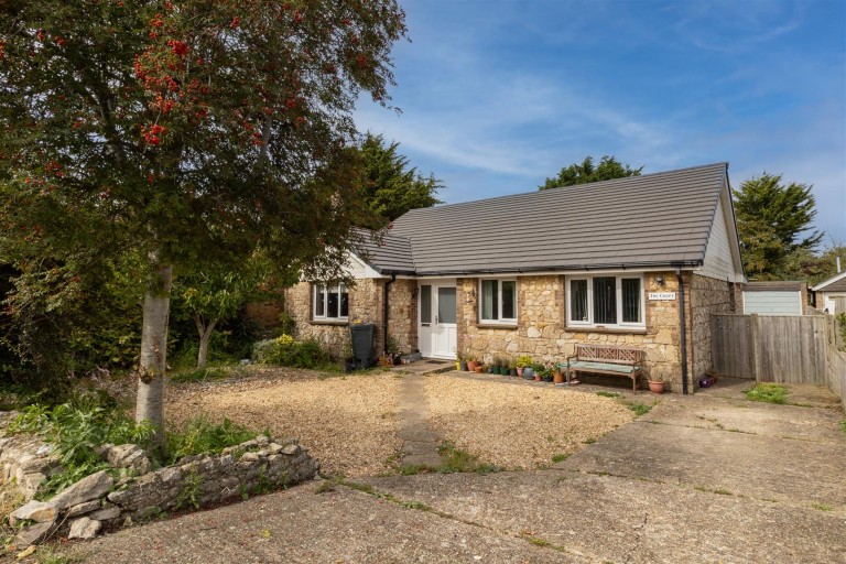 View Full Details for Thorley, Isle of Wight