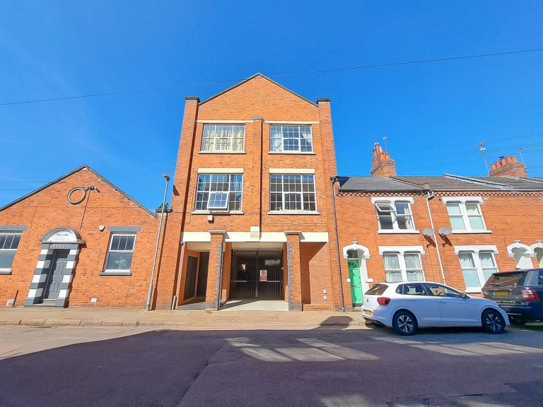 View Full Details for Roe Road, Northampton