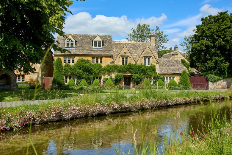 Click the photo for more details of Lower Slaughter, Gloucestershire