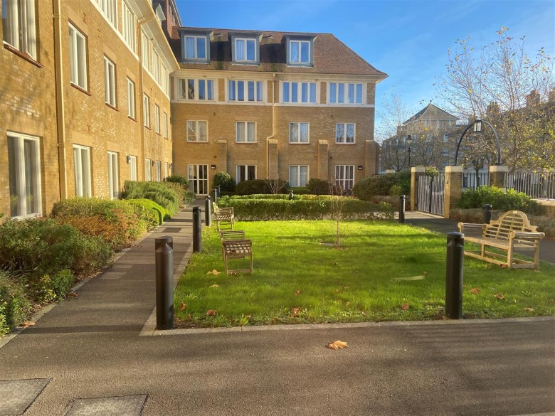 Click the photo for more details of Peverell Avenue East, Poundbury