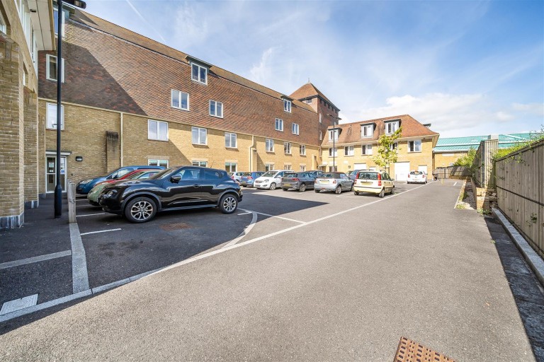 Images for Peverell Avenue East, Poundbury