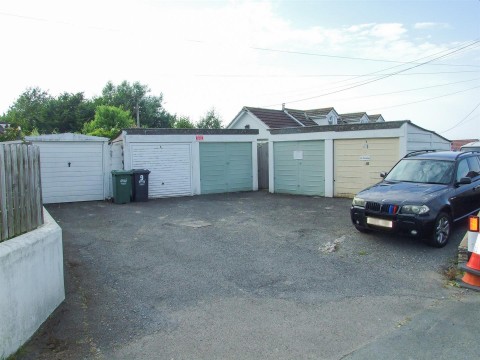 Click the photo for more details of Off Rectory Lane, Instow, Bideford