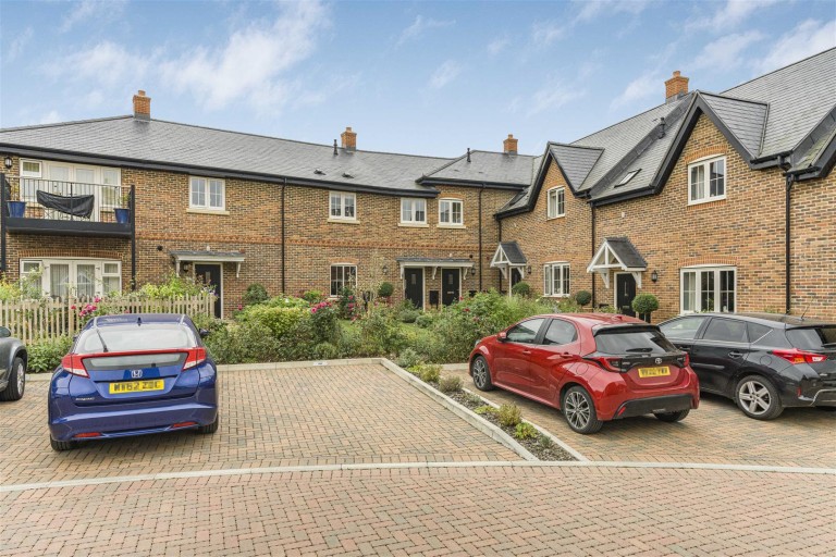 View Full Details for Castle Gardens, Watlington