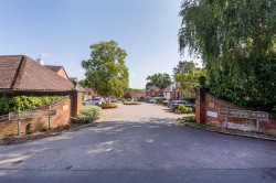 Images for War Memorial Place, Henley-On-Thames