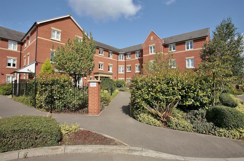 Click the photo for more details of Merisham Court, School Lane, Banbury