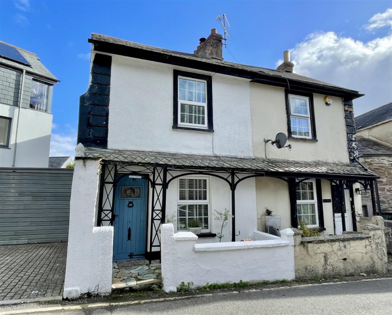 Click the photo for more details of Park Road, Wadebridge