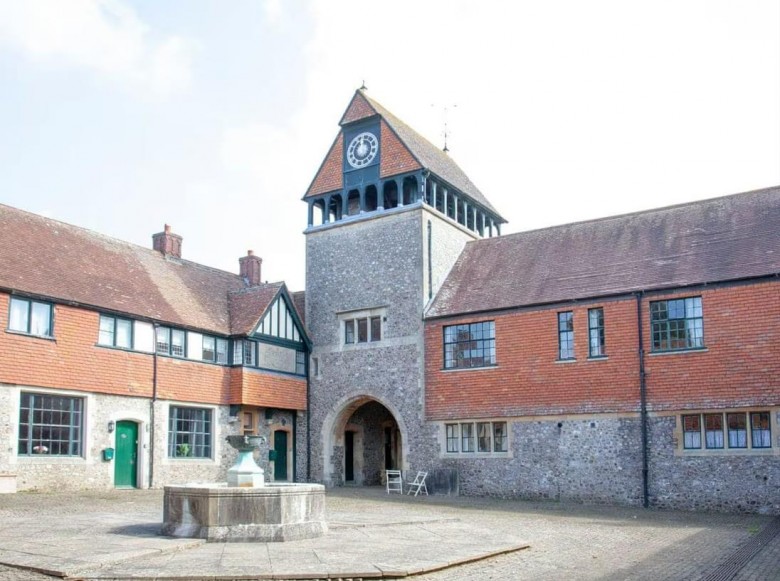 Click the photo for more details of 6 Stable Courtyard, Rousdon, Lyme Regis