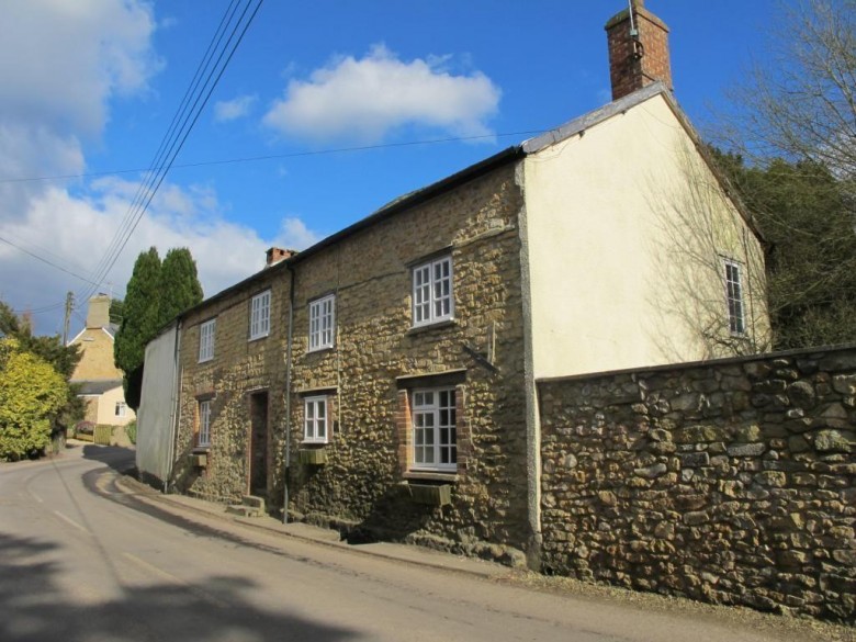 Click the photo for more details of West Street, Broadwindsor, Beaminster