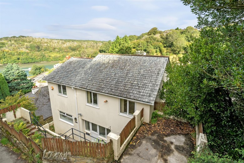 Click the photo for more details of Dawes Lane, Looe