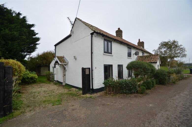 Click the photo for more details of Burnt Chimney Drove, Littleport, Ely