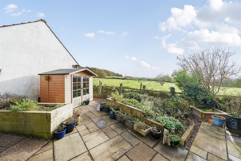 Click the photo for more details of Longmeadow, Broadclyst, Exeter