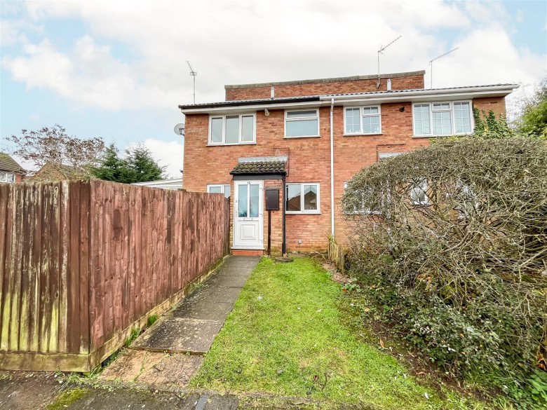 Click the photo for more details of Bodleian Close, Daventry, NN11