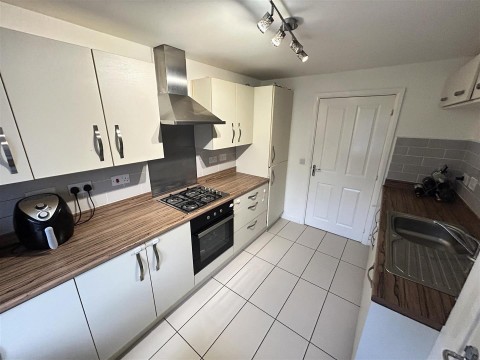 Click the photo for more details of Narrowboat Lane, Northampton, NN4