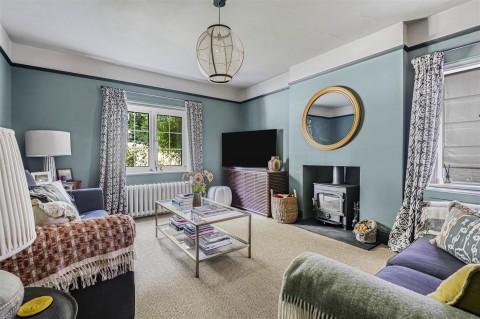 Click the photo for more details of Fingest, Henley-On-Thames