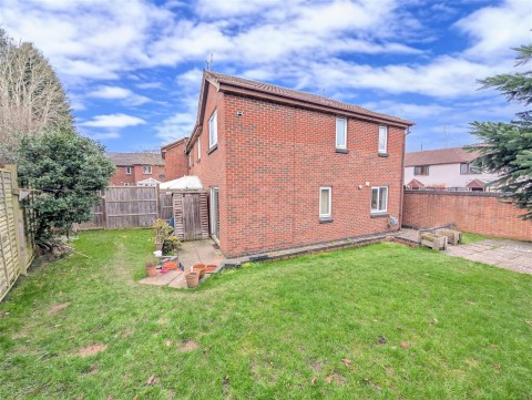 Click the photo for more details of Barnsley Close, Atherstone, CV9