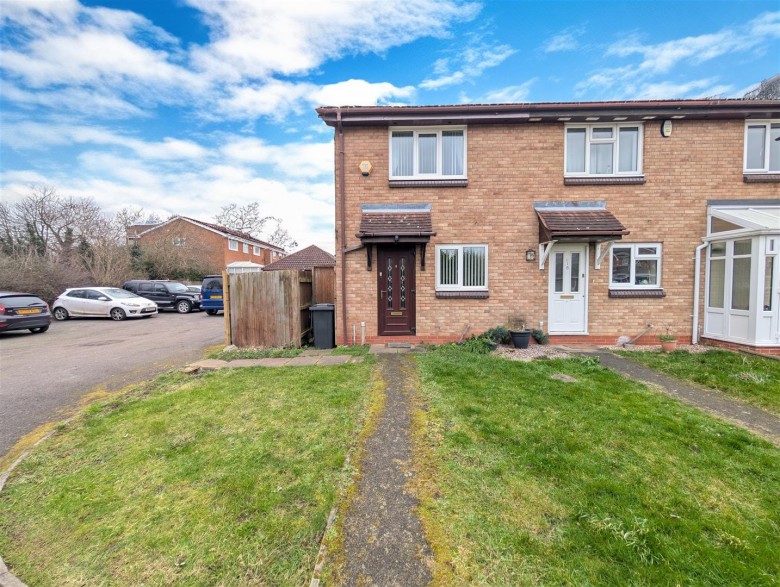 Click the photo for more details of Martins Drive, Atherstone, CV9