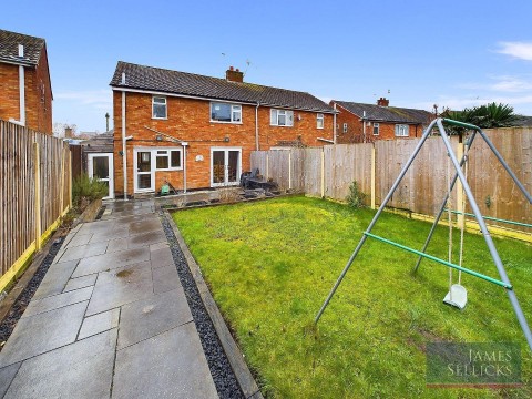 Click the photo for more details of Falmouth Drive, Wigston, Leicestershire