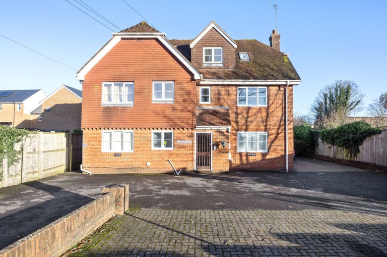 Click the photo for more details of Parsonage Road, Horsham, RH12