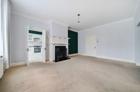 Click the photo for more details of Walton Road, Bognor Regis, PO21