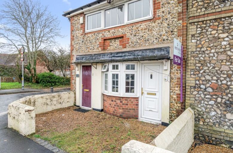 Click the photo for more details of Westhampnett Road, Chichester, PO19