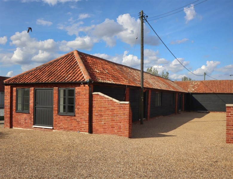 Click the photo for more details of Laxfield, Suffolk, IP13 8HG