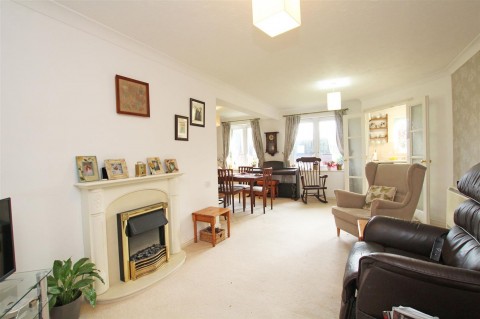 Click the photo for more details of Stockbridge Road, Chichester, PO19