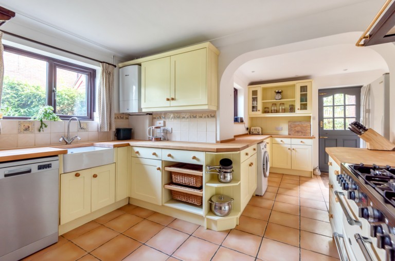 Images for Lindley Gardens, Alresford, Hampshire, SO24