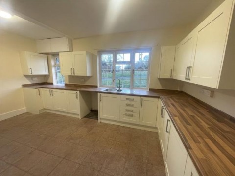 Click the photo for more details of Yeaton Peverey, Bomere Heath, Shrewsbury