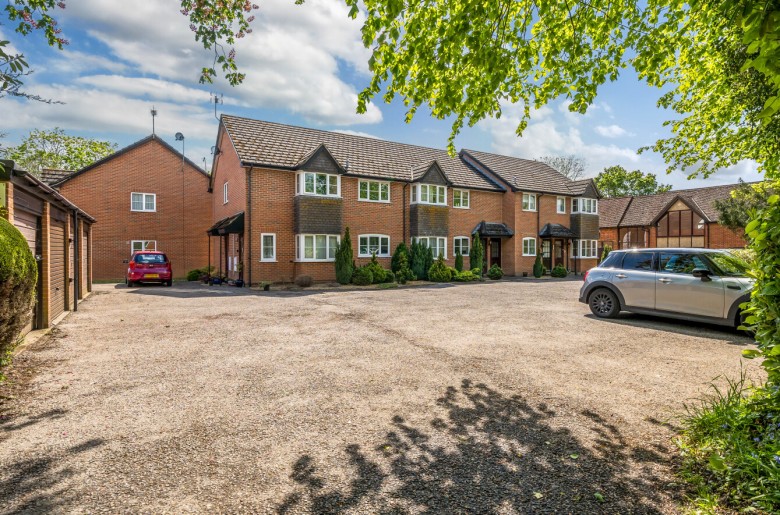 Click the photo for more details of Mortimers Lane, Fair Oak, Eastleigh, Hampshire, SO50