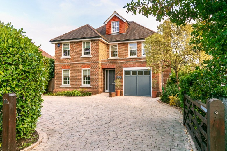 Click the photo for more details of Fairmile Lane, Cobham, KT11