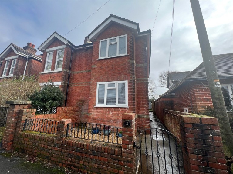 View Full Details for Fort Road, Southampton, Hampshire, SO19