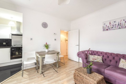 Click the photo for more details of King Charles Road, Surbiton, KT5