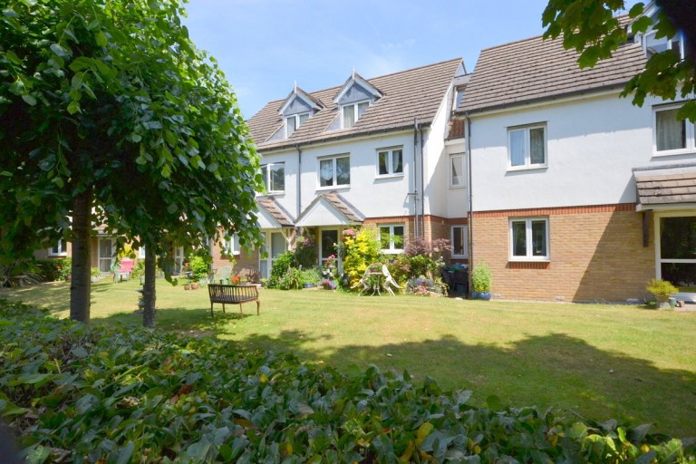 Images for Lords Bridge Court, Mervyn Road, Shepperton, TW17