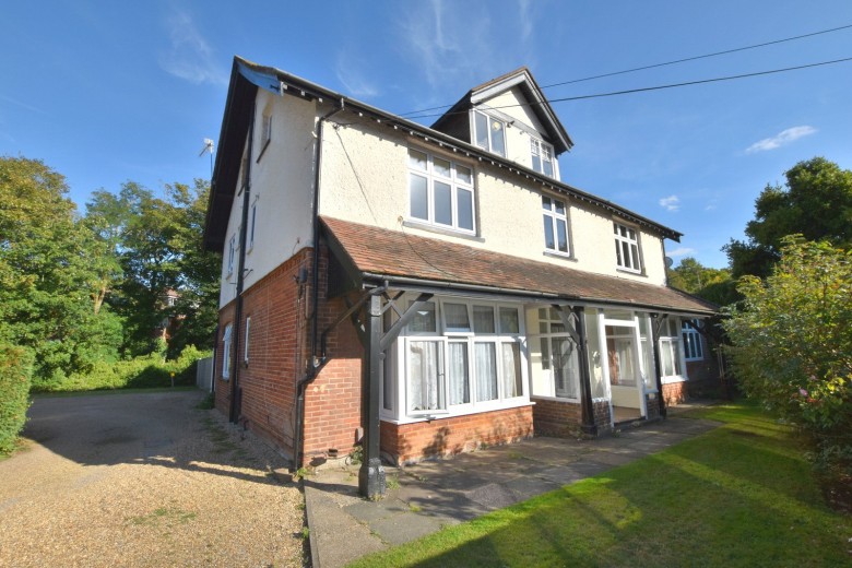 Click the photo for more details of Highfield Road, West Byfleet, KT14