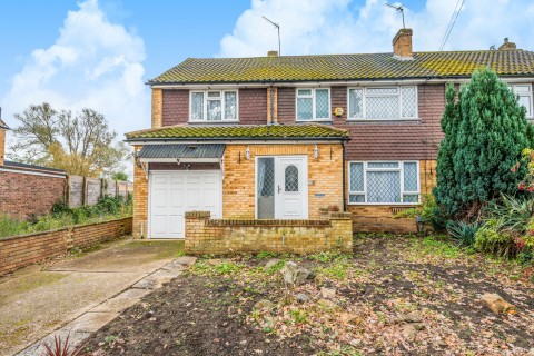 Fullerton Way, Byfleet, KT14