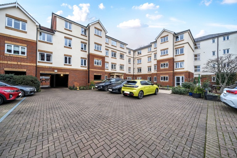 Images for Beaufort Lodge, Woking, GU21