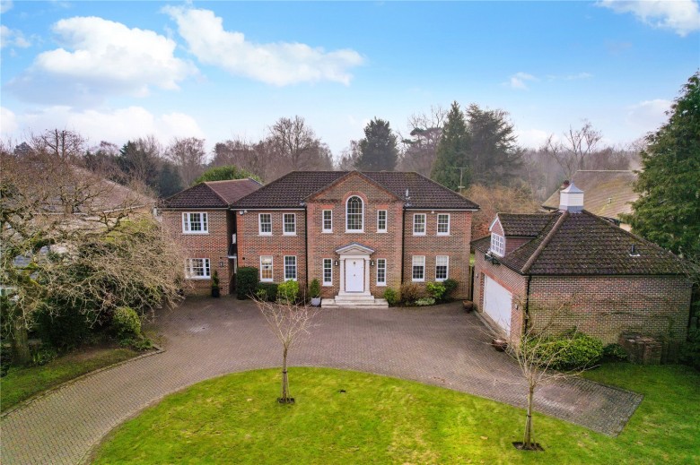 Click the photo for more details of Chargate Close, Burwood Park, Walton-on-Thames, KT12