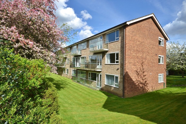 Images for Hillbrow Court, Esher, KT10