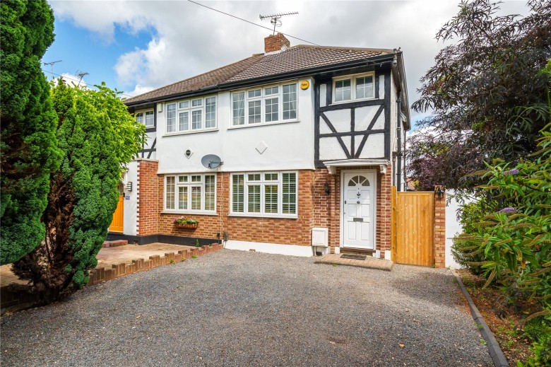 Click the photo for more details of Green Lane, Shepperton, TW17